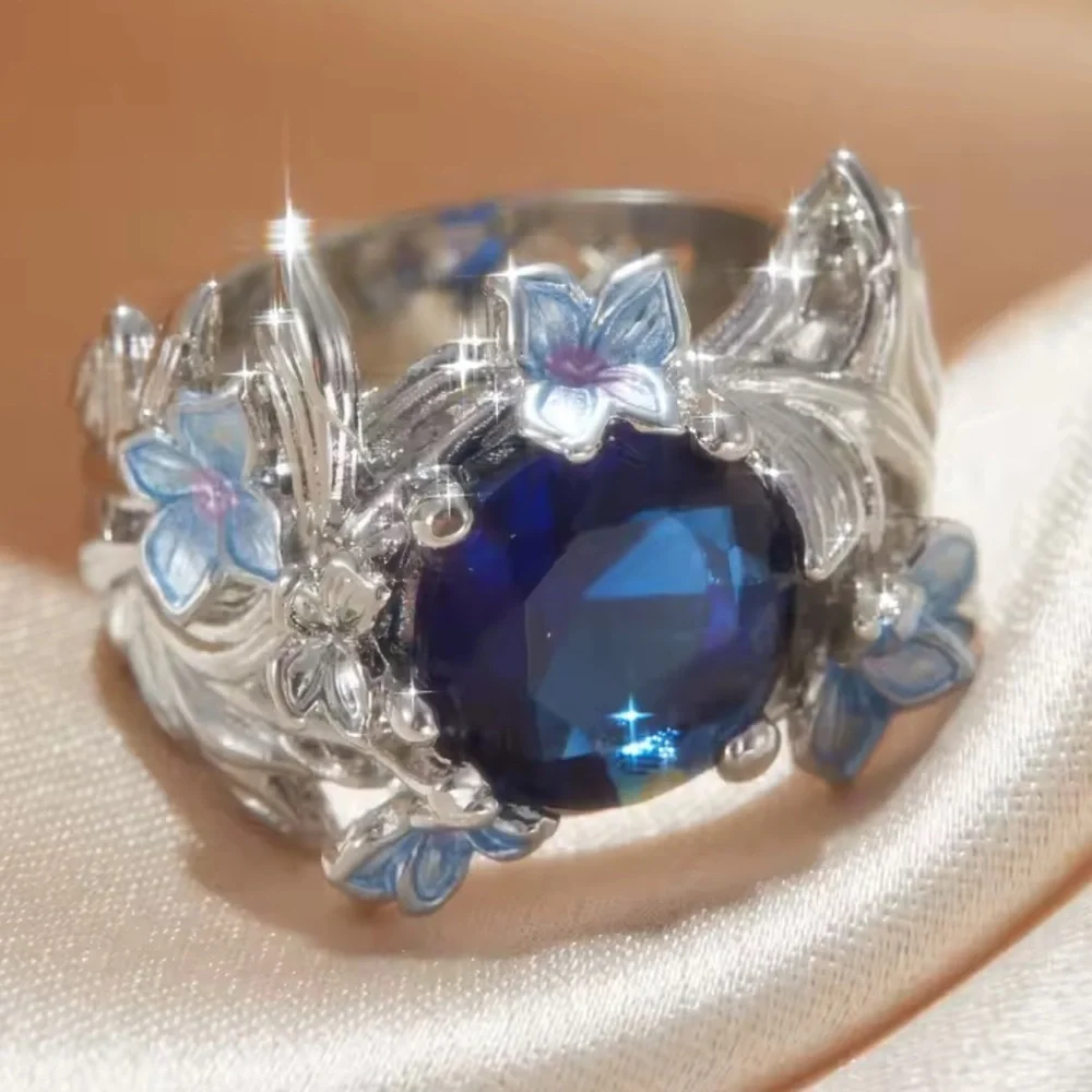 Vintage Exquisite Sapphire Floral Halo Ring